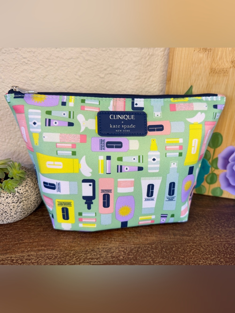 Clinique x Kate Spade NY - Cosmetic Case / Makeup Bag NWOT - Picture 15 of 15